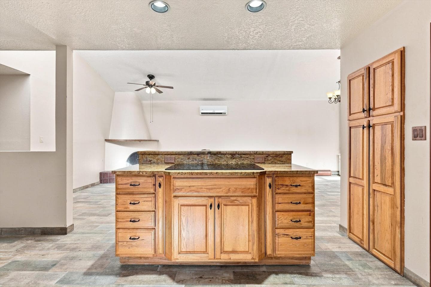 3016 Cutler Avenue NE view 3